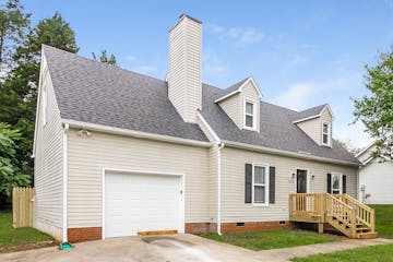 1716 Carriage Cove Ln Winston-Salem, NC 27127